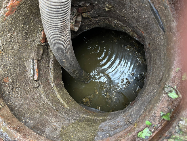 桐城化粪池清理的周期与注意事项